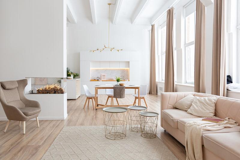 Minimalist Ev Dekorasyonunda Tek Duvar Vurgusunun Gücü